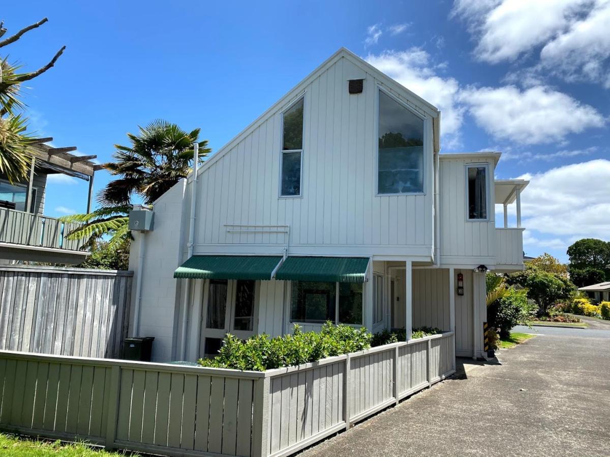 Chamberlain House - 3 Bedroom House By Manly Beach Auckland Buitenkant foto